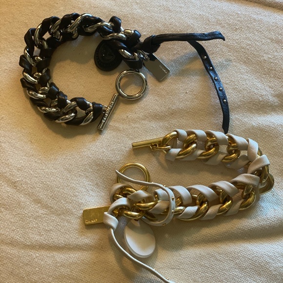 Coach leather toggle bracelet - Picture 3 of 10